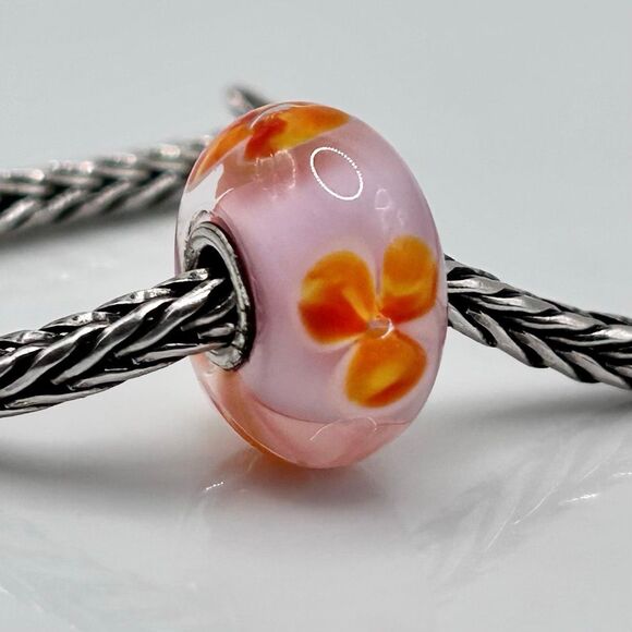 TROLLBEADS Pink & Orange Red Flower Unique LAA 925S NEW Condition - Picture 4 of 5